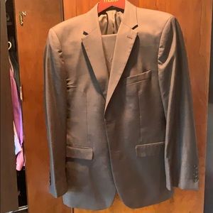 100% Wool Kenneth Kole 2 Piece Suit